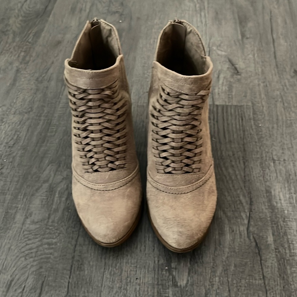 Fergalicous Size 7.5 Suede Bootie